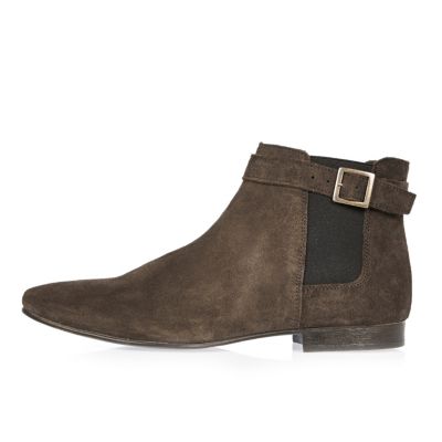 Brown suede Chelsea boots